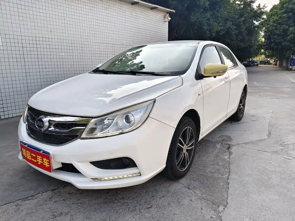 BYD Surui
