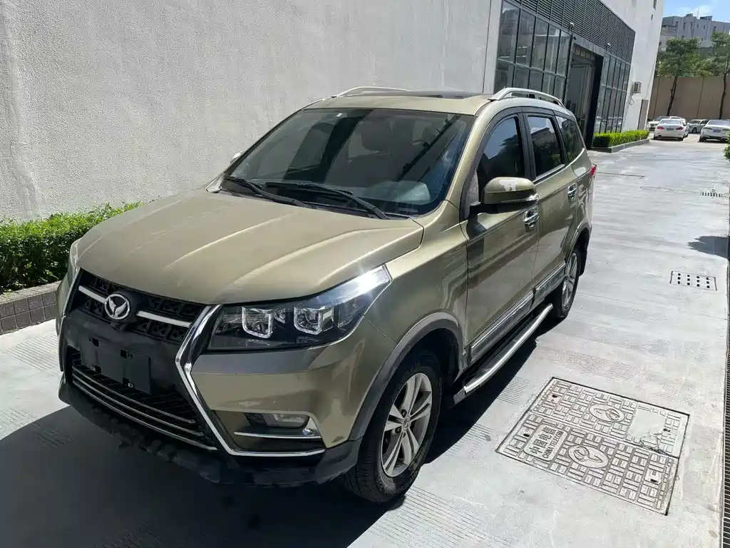 BAIC S3