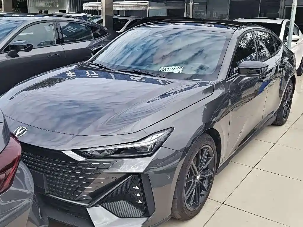 Changan UNI-V