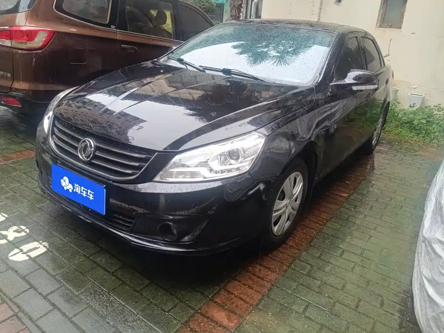 Dongfeng S30