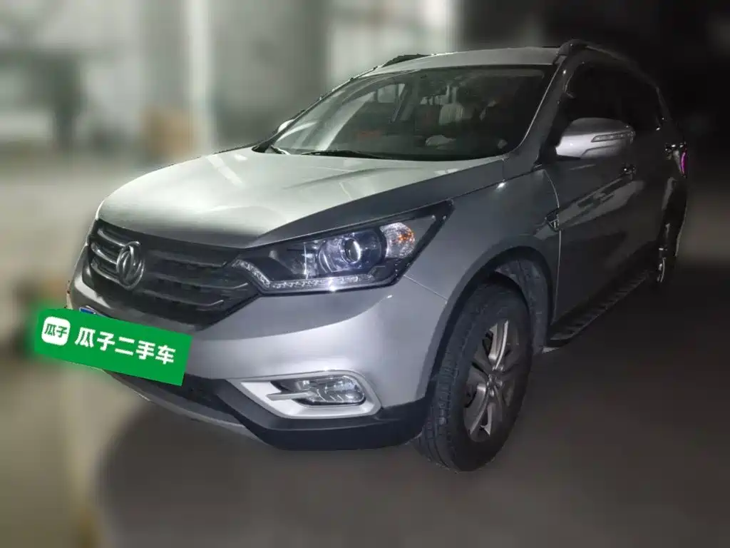 Dongfeng AX7