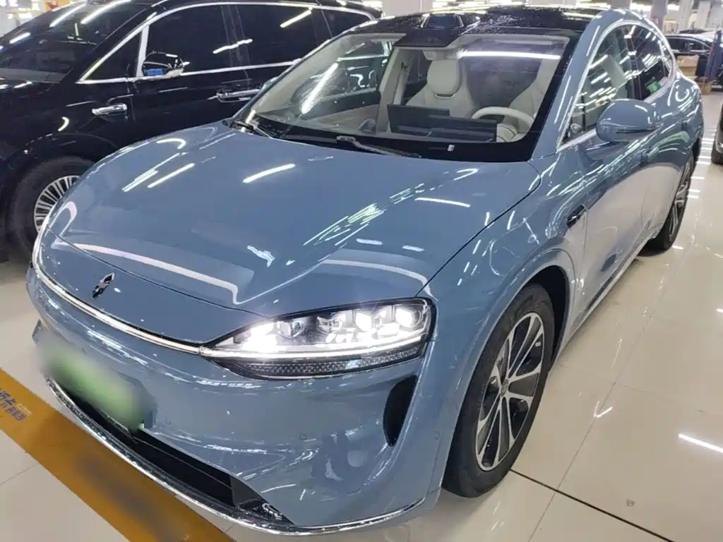 Luxeed R7