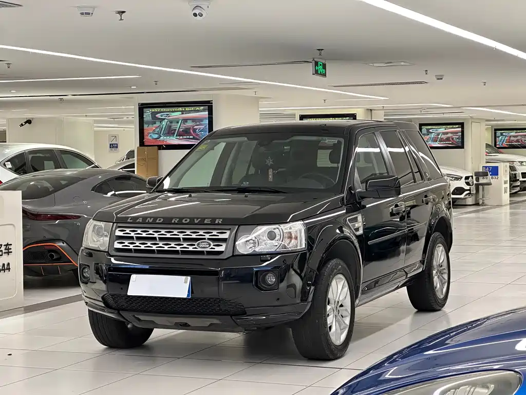 Land Rover 2