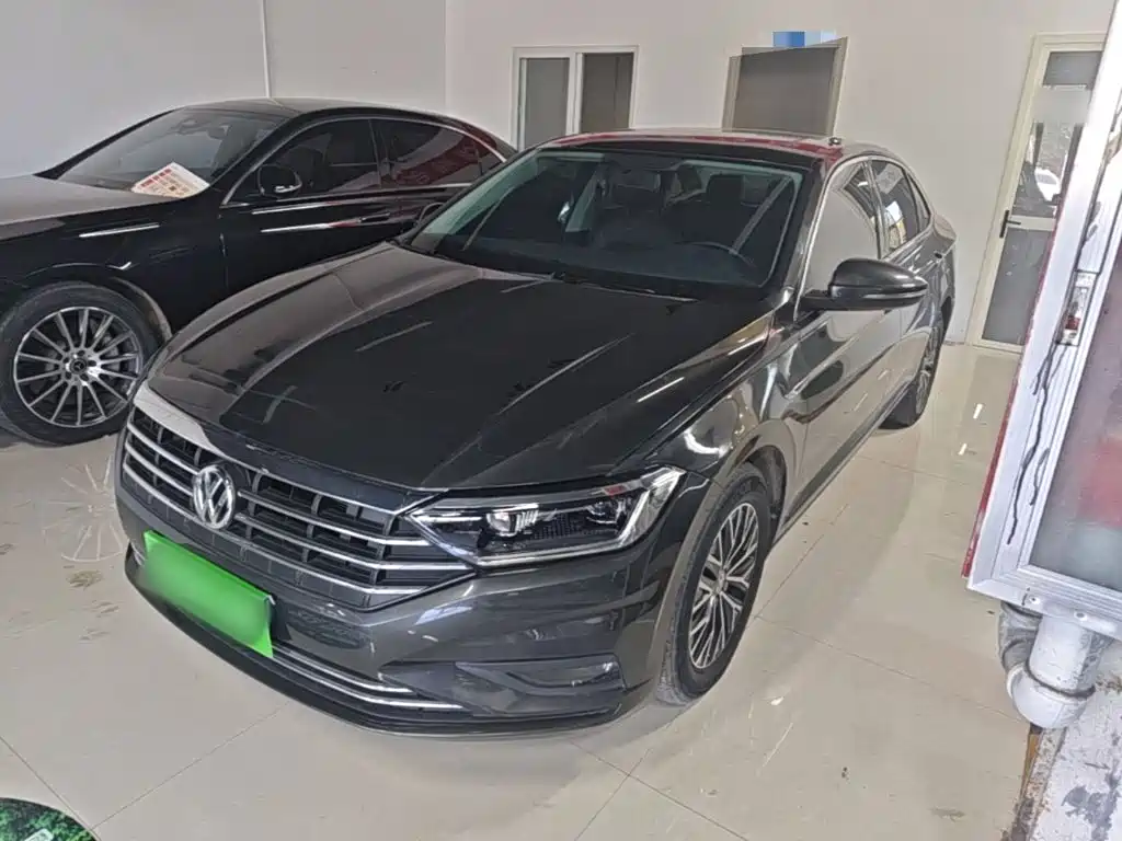 Volkswagen Sagitar