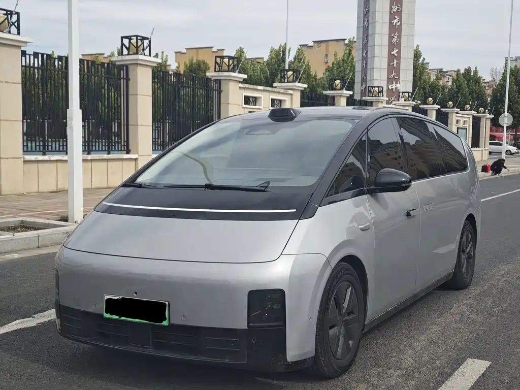 Li Auto MEGA
