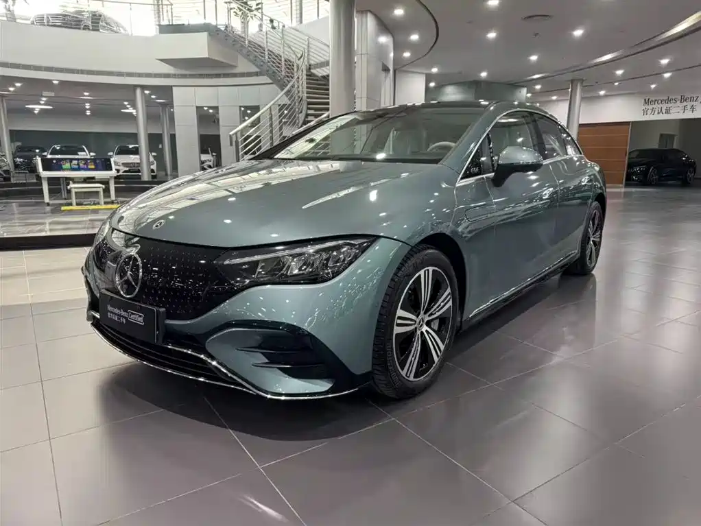 Mercedes-Benz EQE