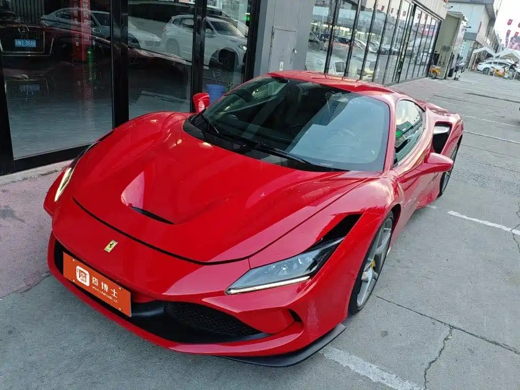 Ferrari F8