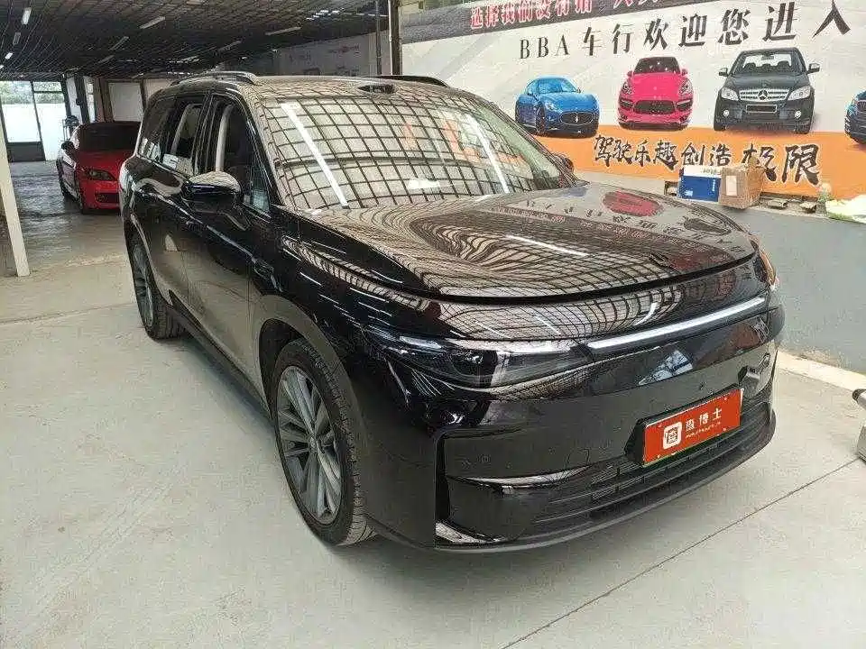 Leapmotor C16