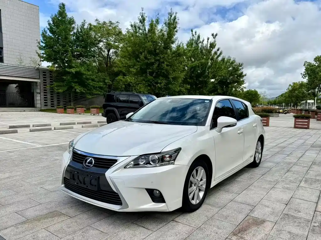 Lexus CT