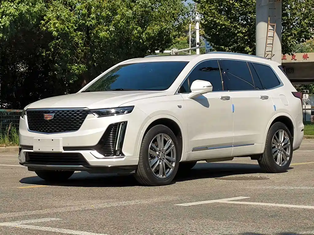 Cadillac XT6