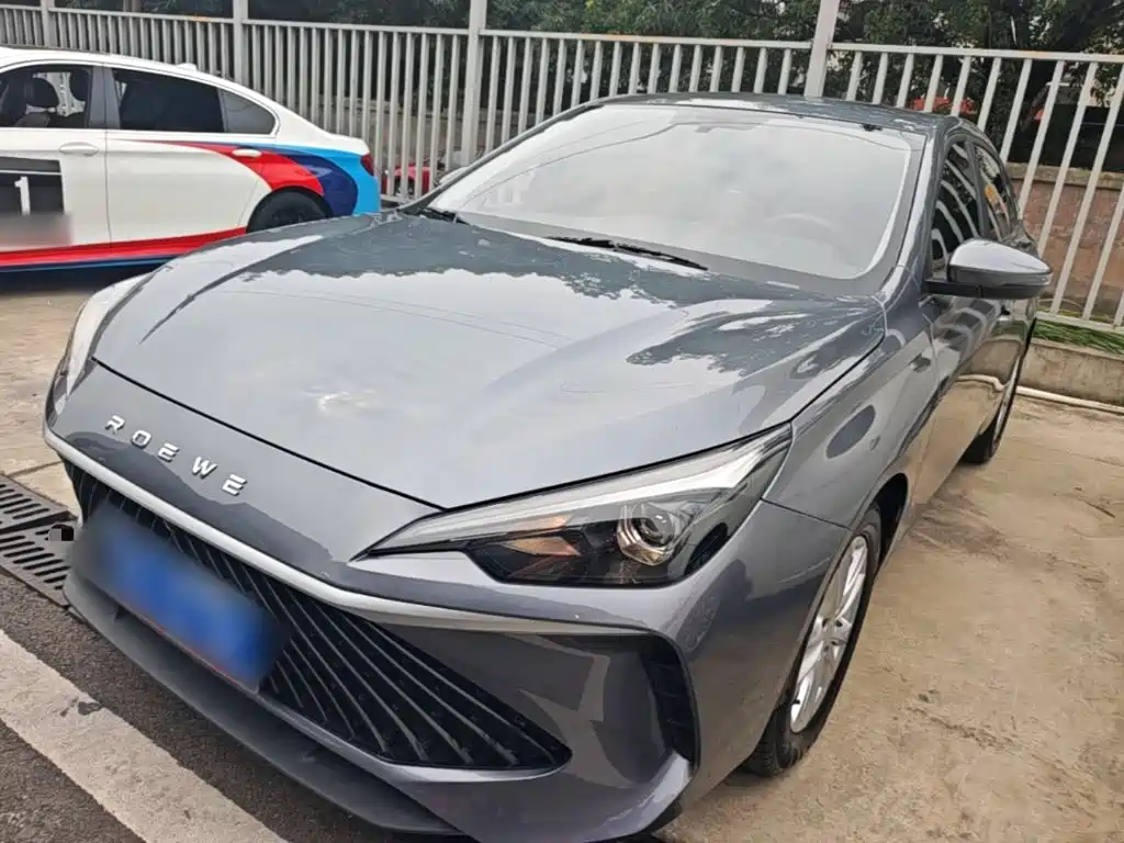 Roewe i5