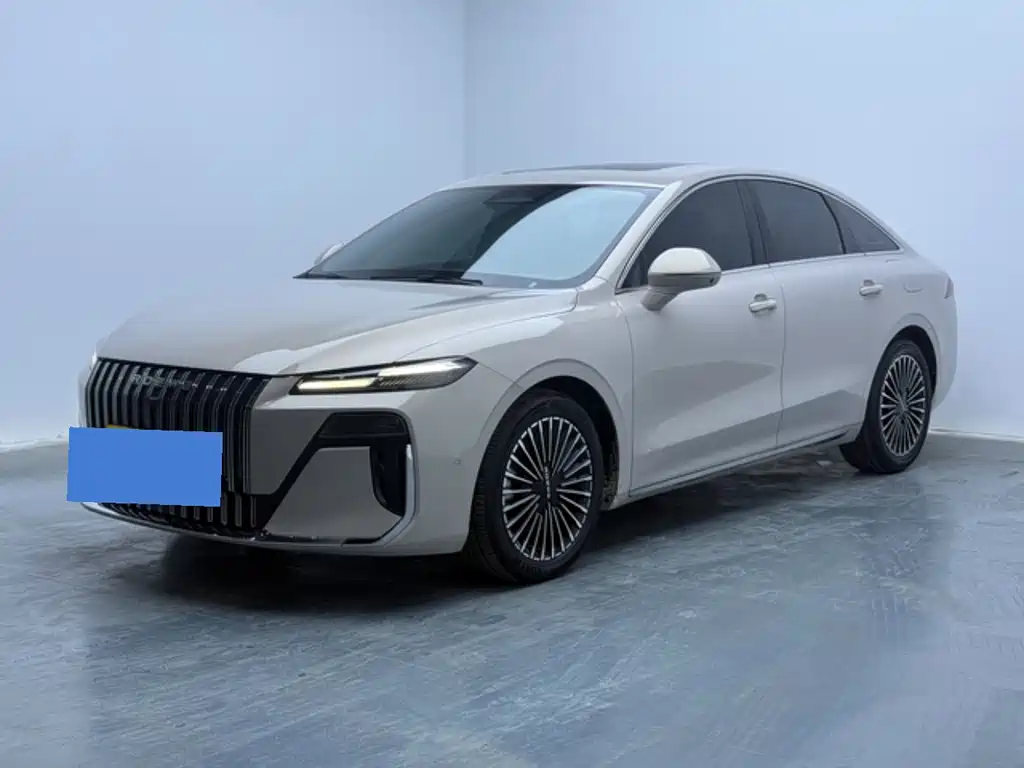 Roewe M7 DMH