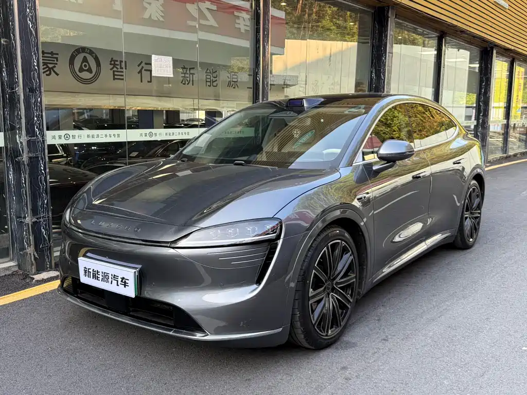 Luxeed R7