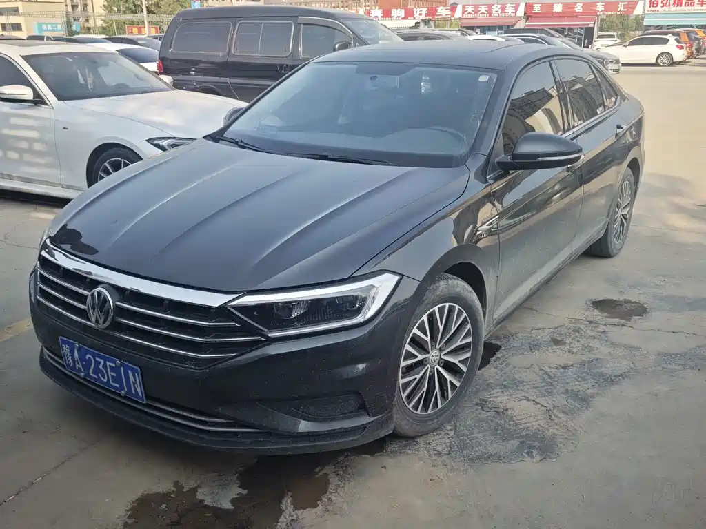 Volkswagen Sagitar