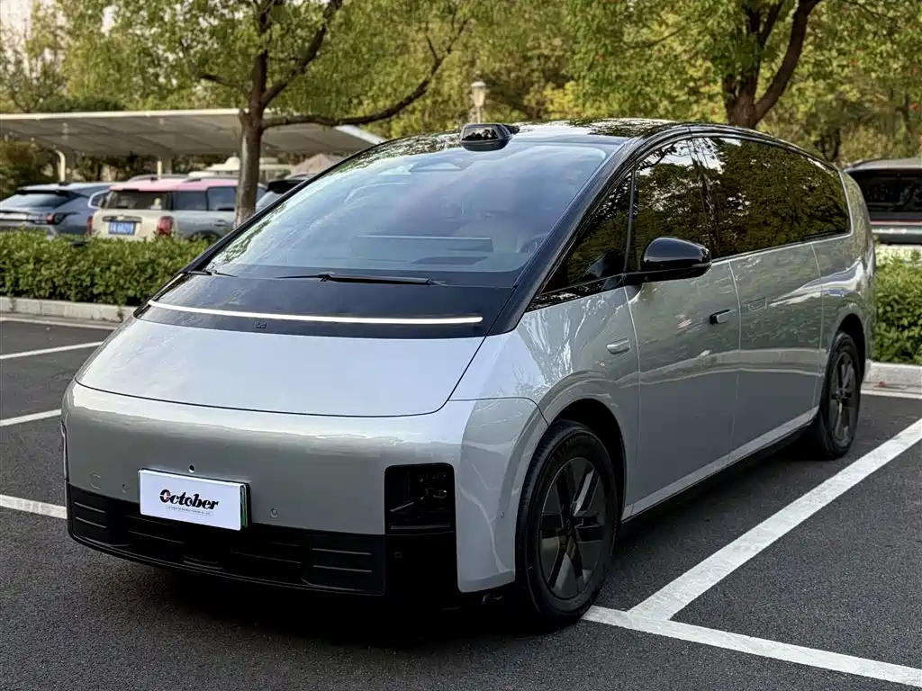 Li Auto MEGA