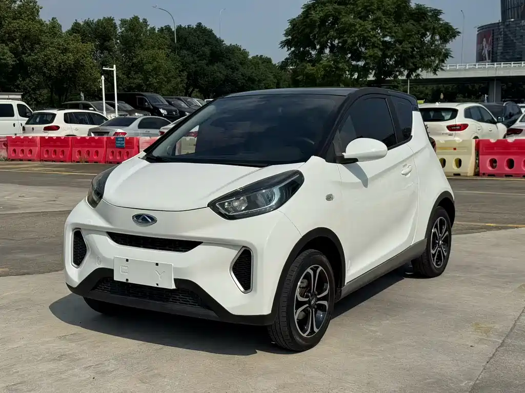 Chery Little Ant