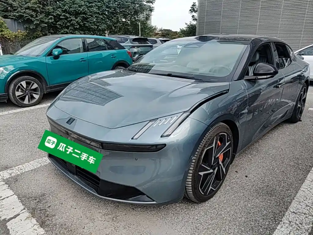 Lynk & Co Z10