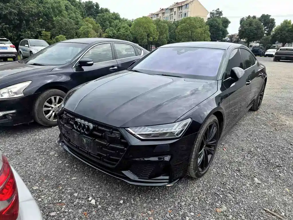 Audi A7L