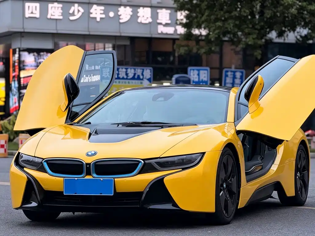 BMW i8