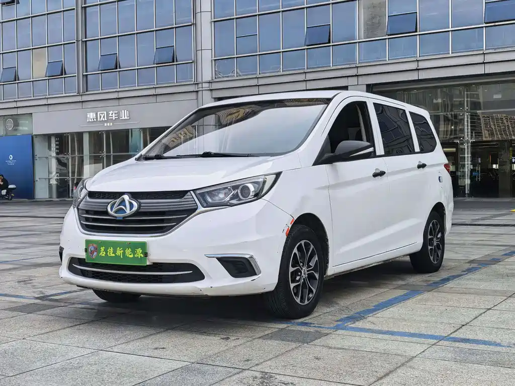 Changan Oshan A600EV