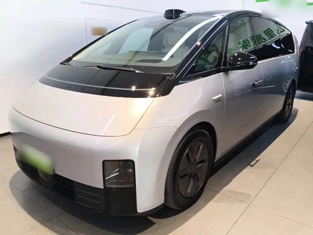 Li Auto MEGA