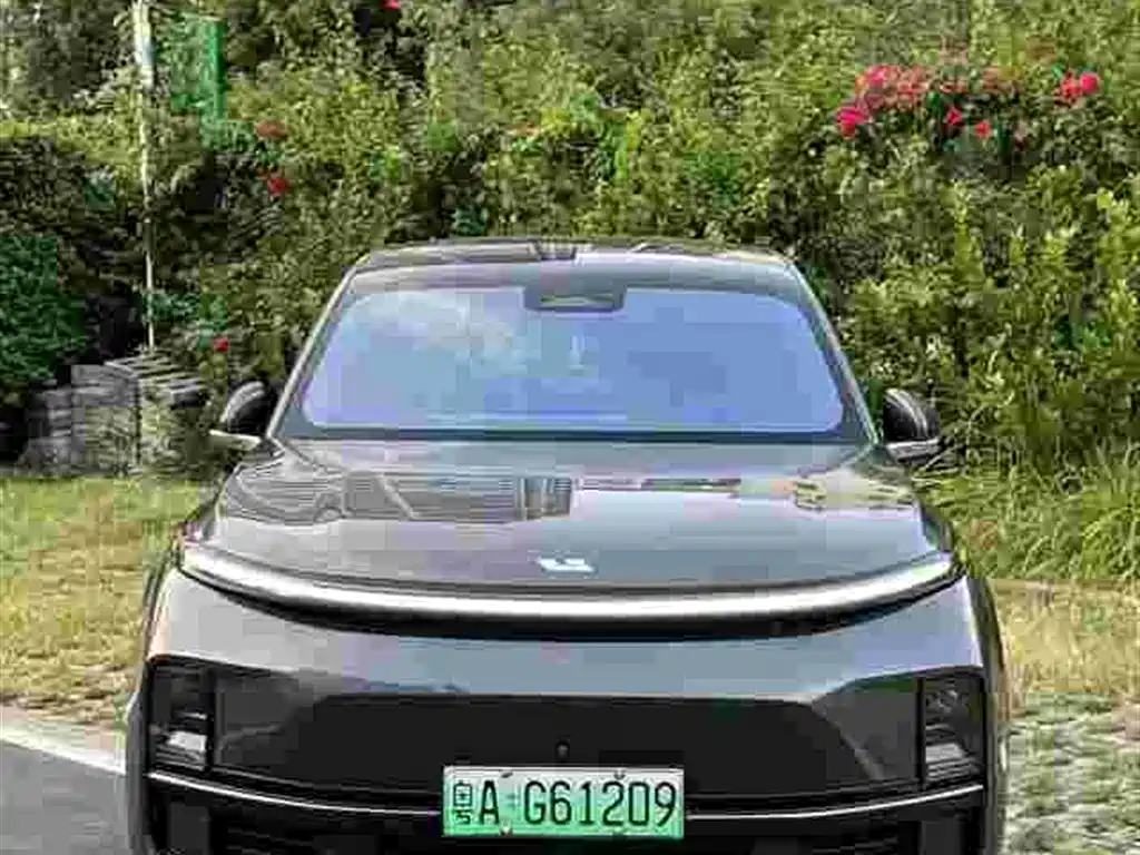 Li Auto L9