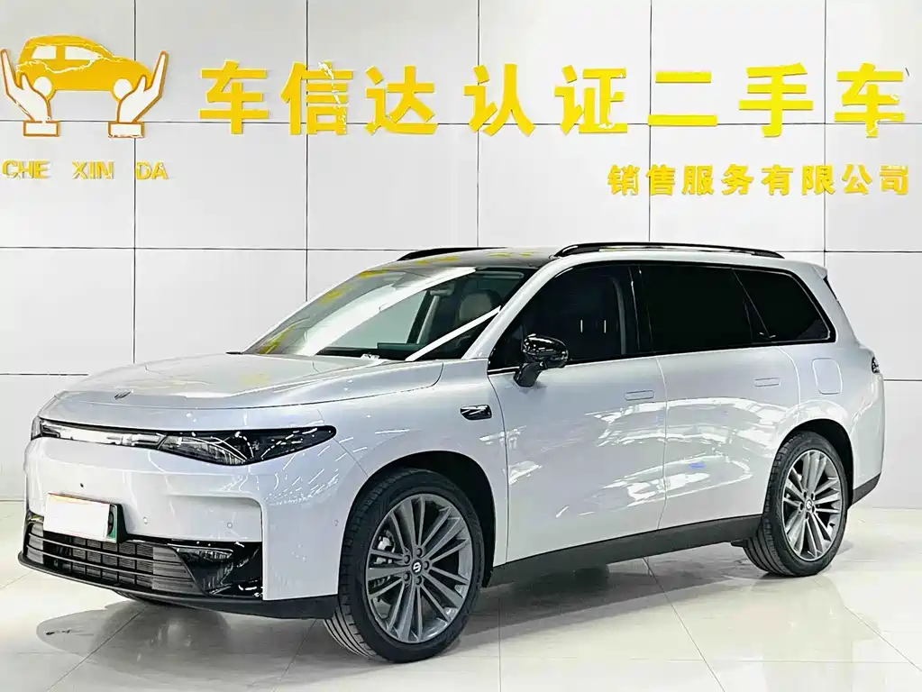 Leapmotor C16