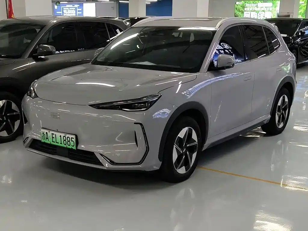 Geely Galaxy Galaxy E5