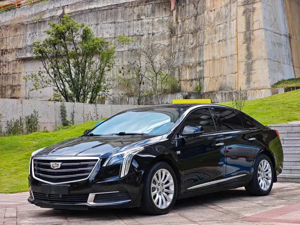 Cadillac XTS