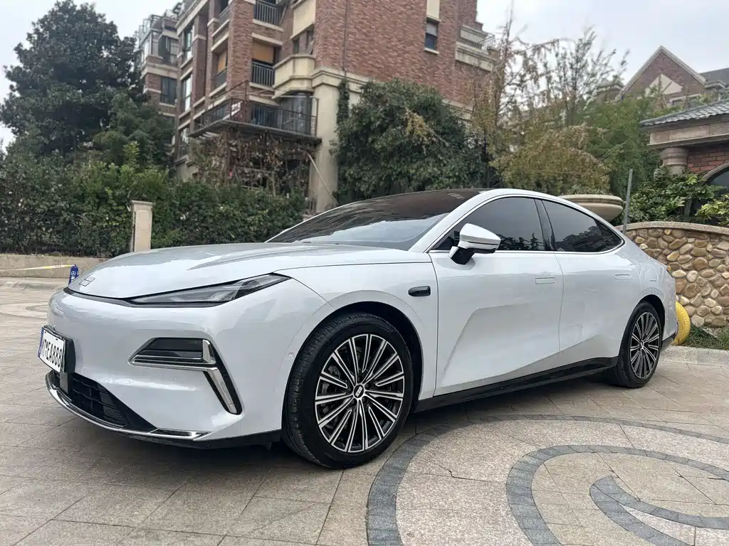 Geely Galaxy Galaxy 8