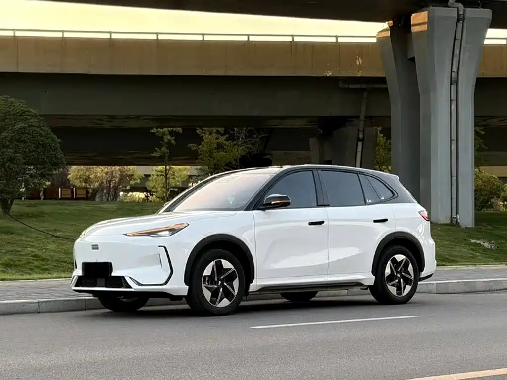 Geely Galaxy Galaxy E5