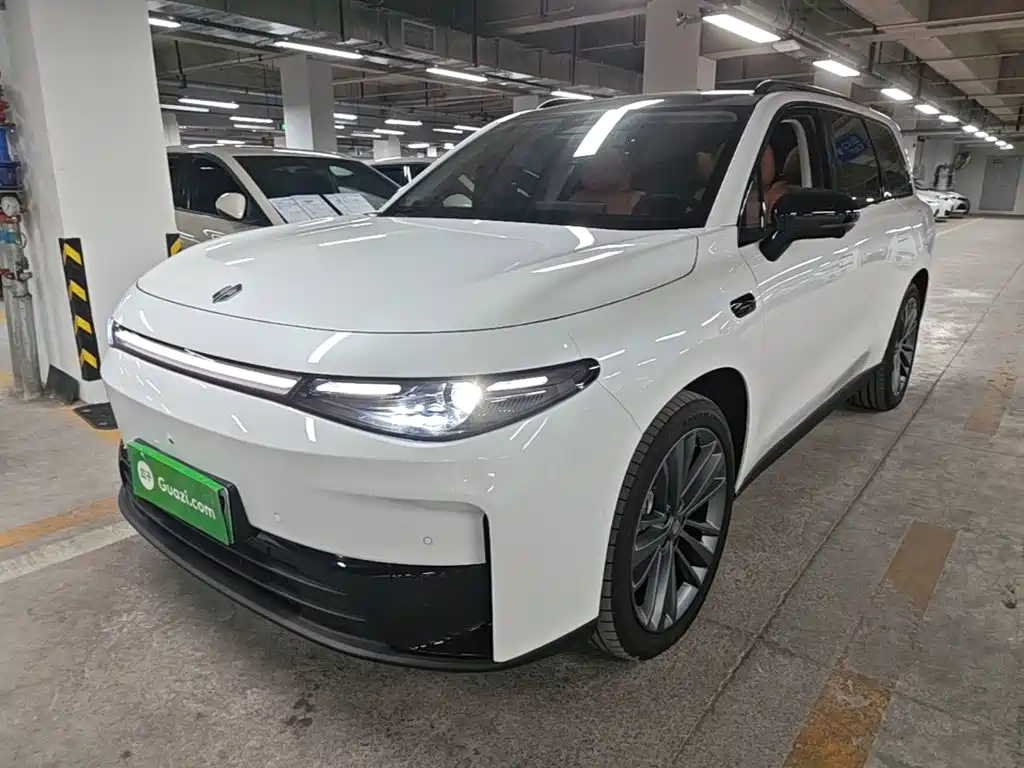 Leapmotor C16