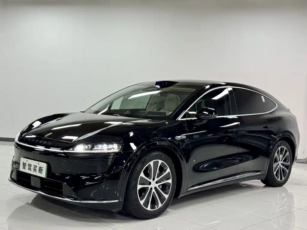 Luxeed R7