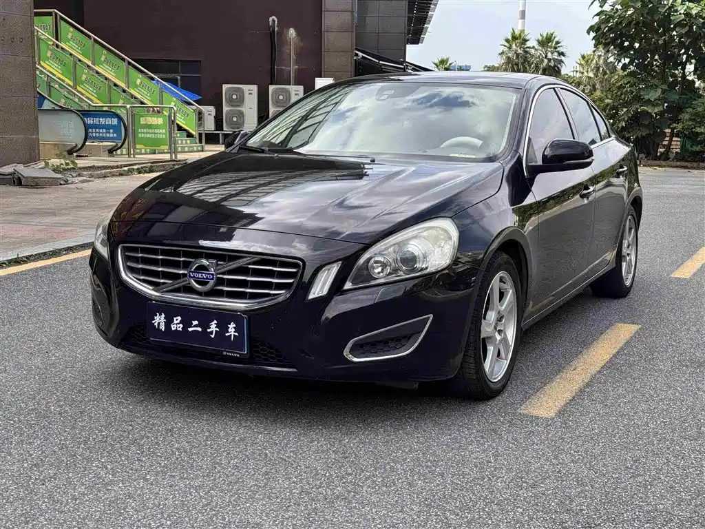 Volvo S60