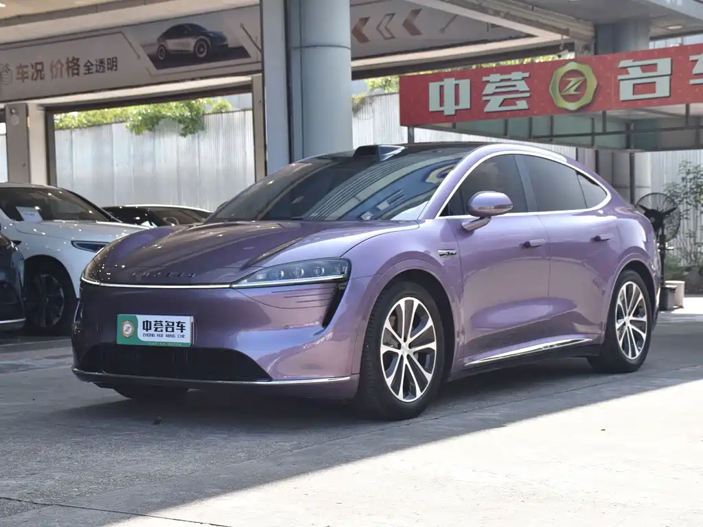Luxeed R7