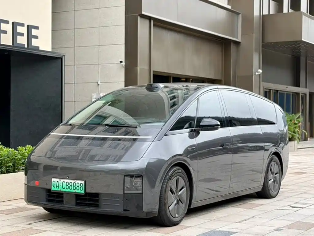 Li Auto MEGA