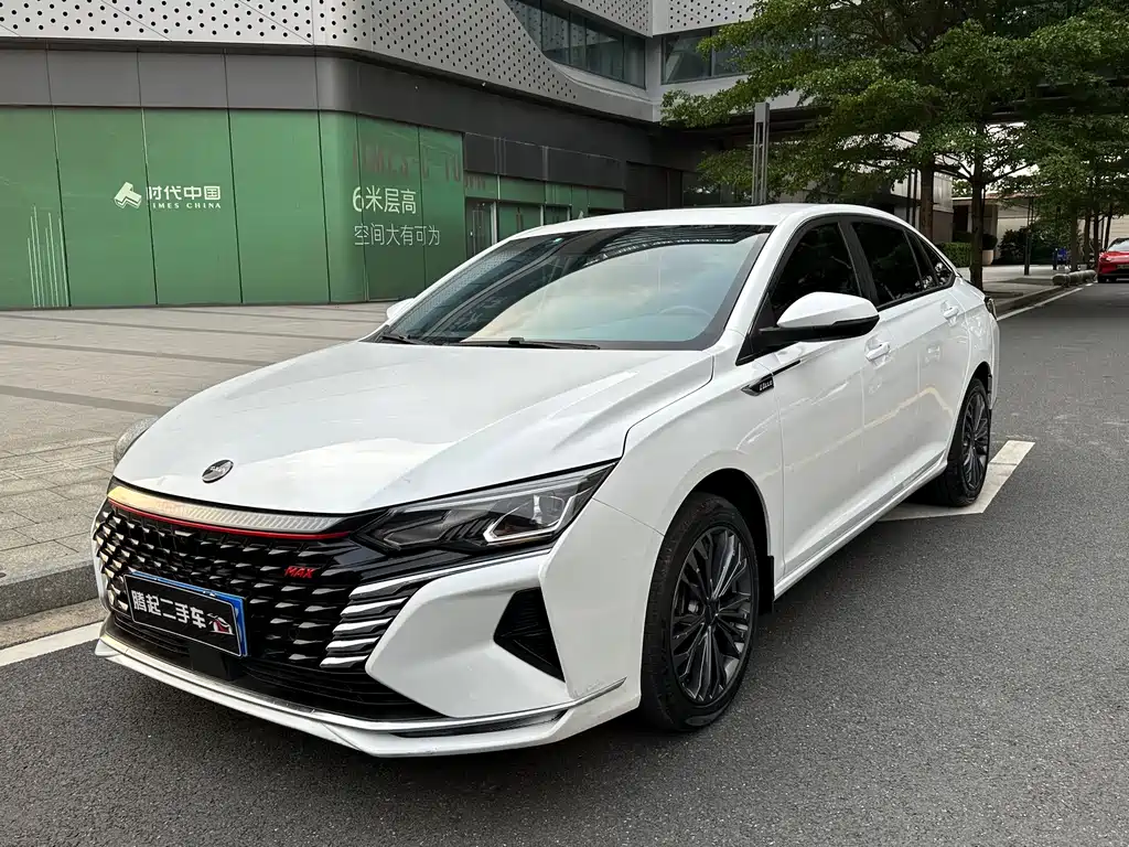 Dongfeng Aeolus Yixuan Max