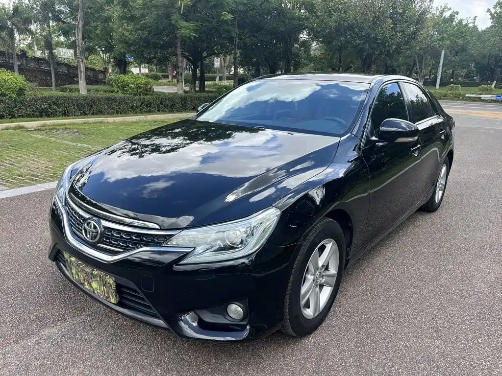 Toyota Reiz