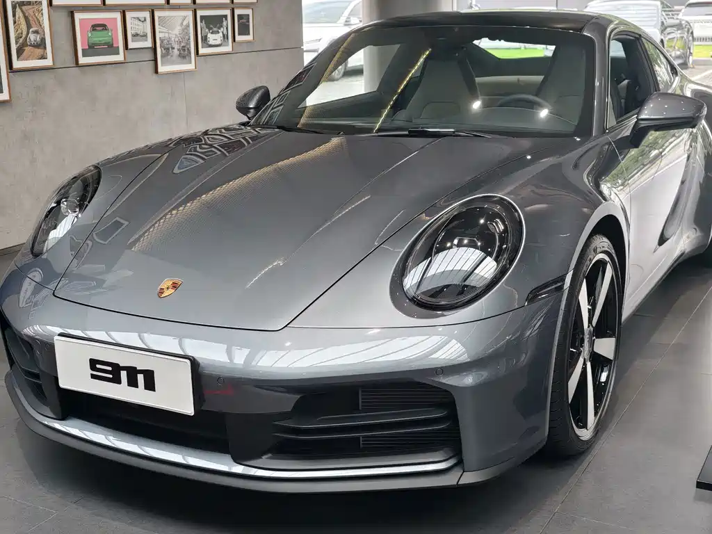 Porsche 911