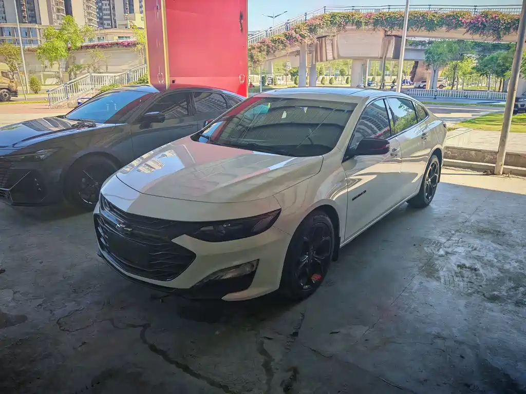 Chevrolet Malibu XL