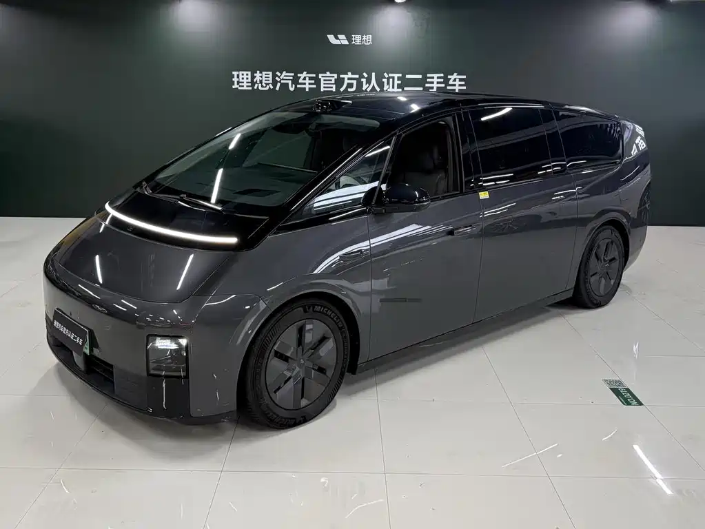Li Auto MEGA