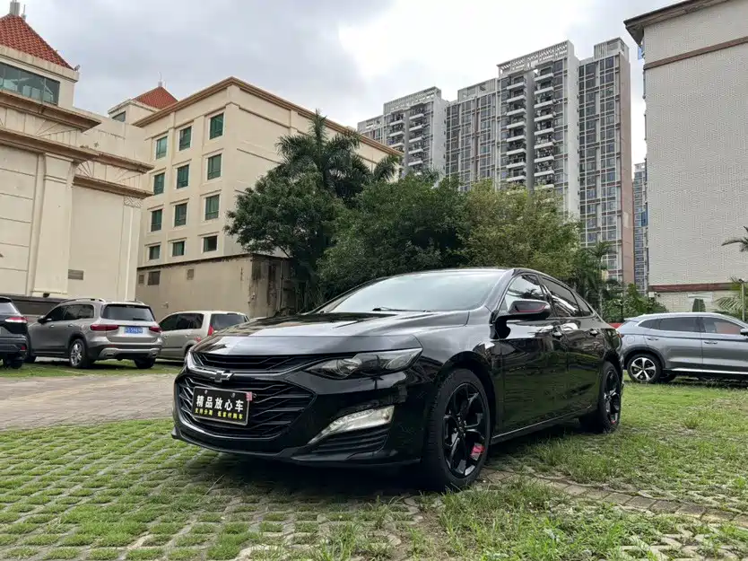Chevrolet Malibu XL