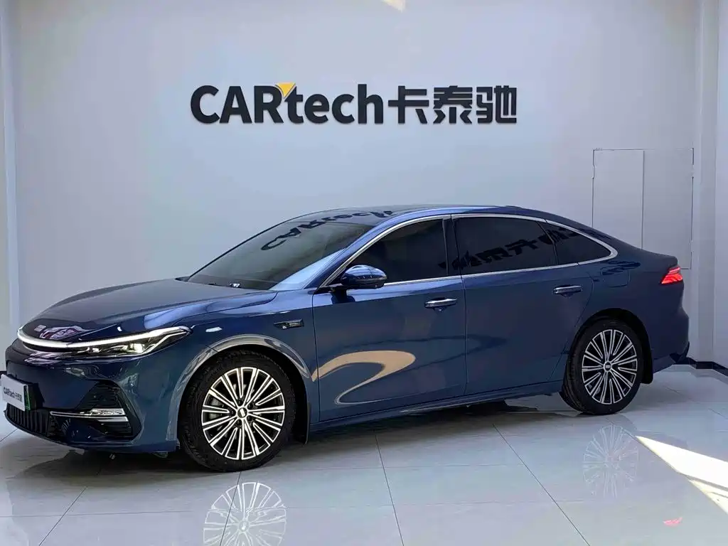 Geely Galaxy Galaxy A7 EM