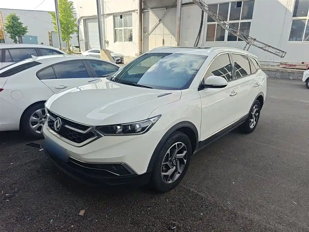Dongfeng AX7