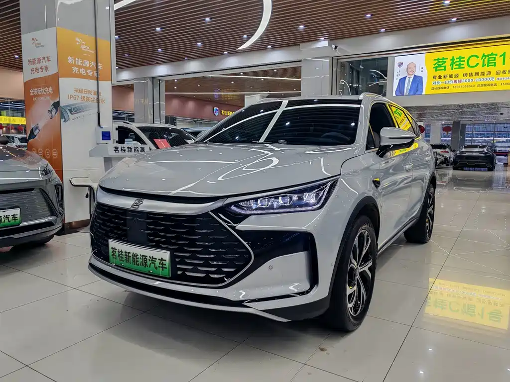 BYD Tang