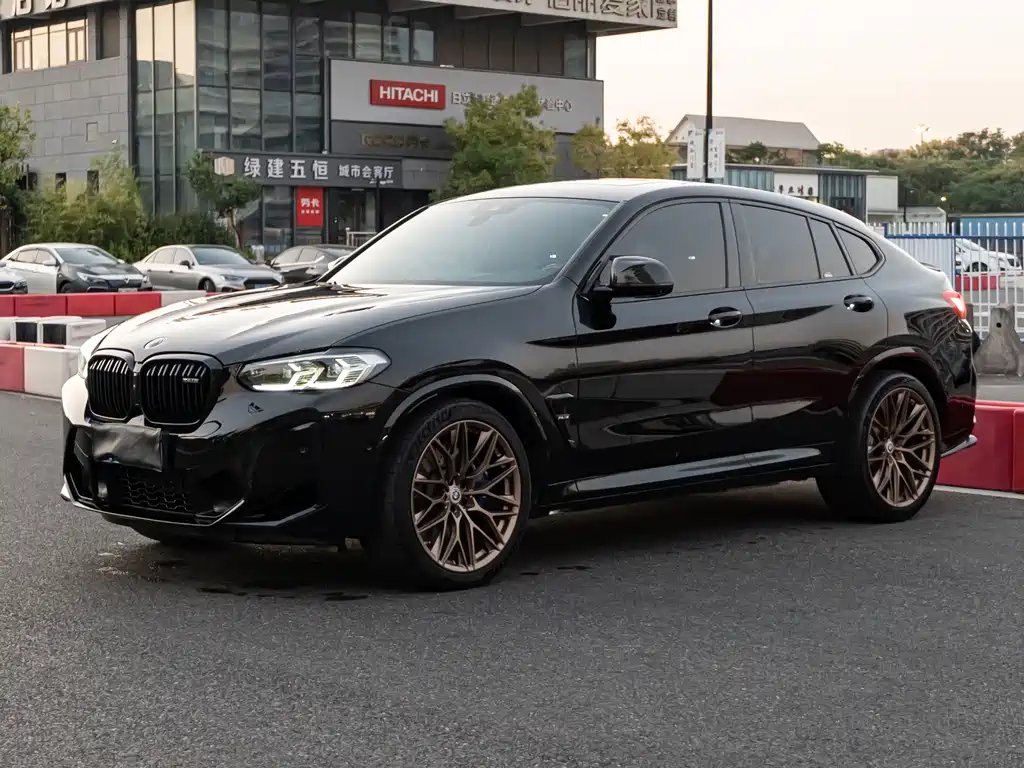 BMW X4 M