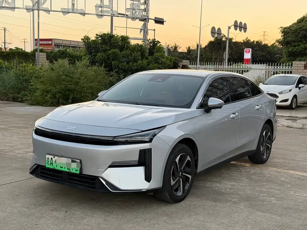 Geely Galaxy Galaxy L6
