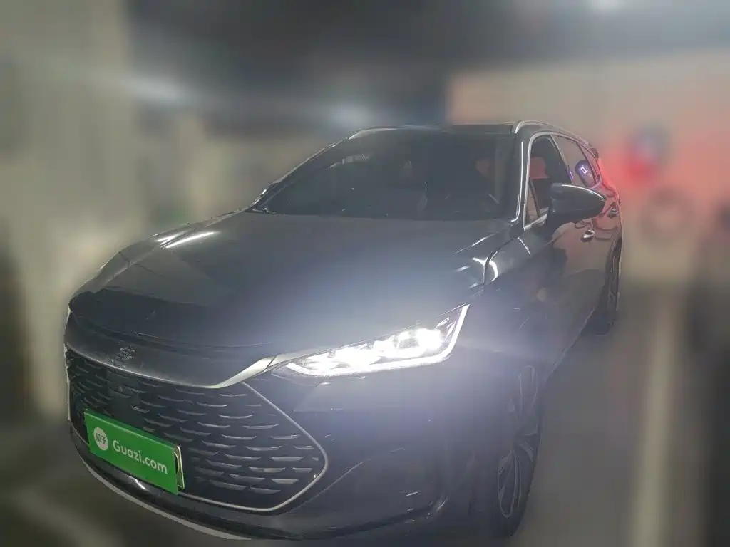 BYD Tang