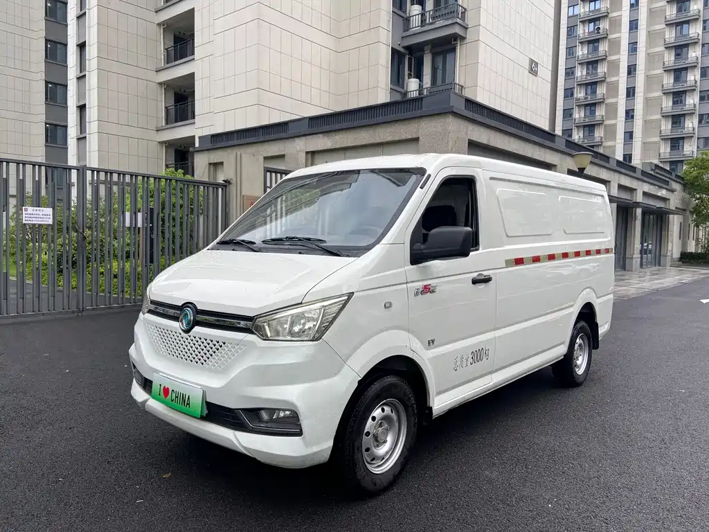 Dongfeng EM26