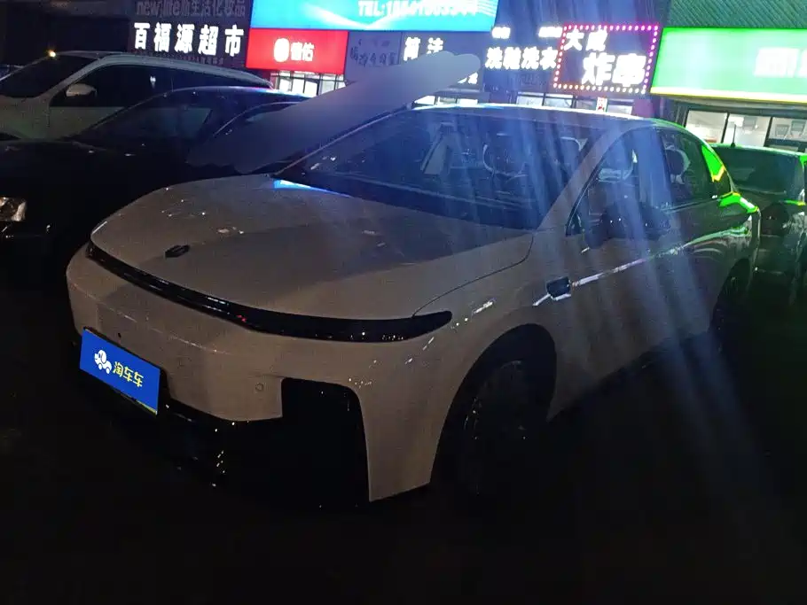 Leapmotor B01